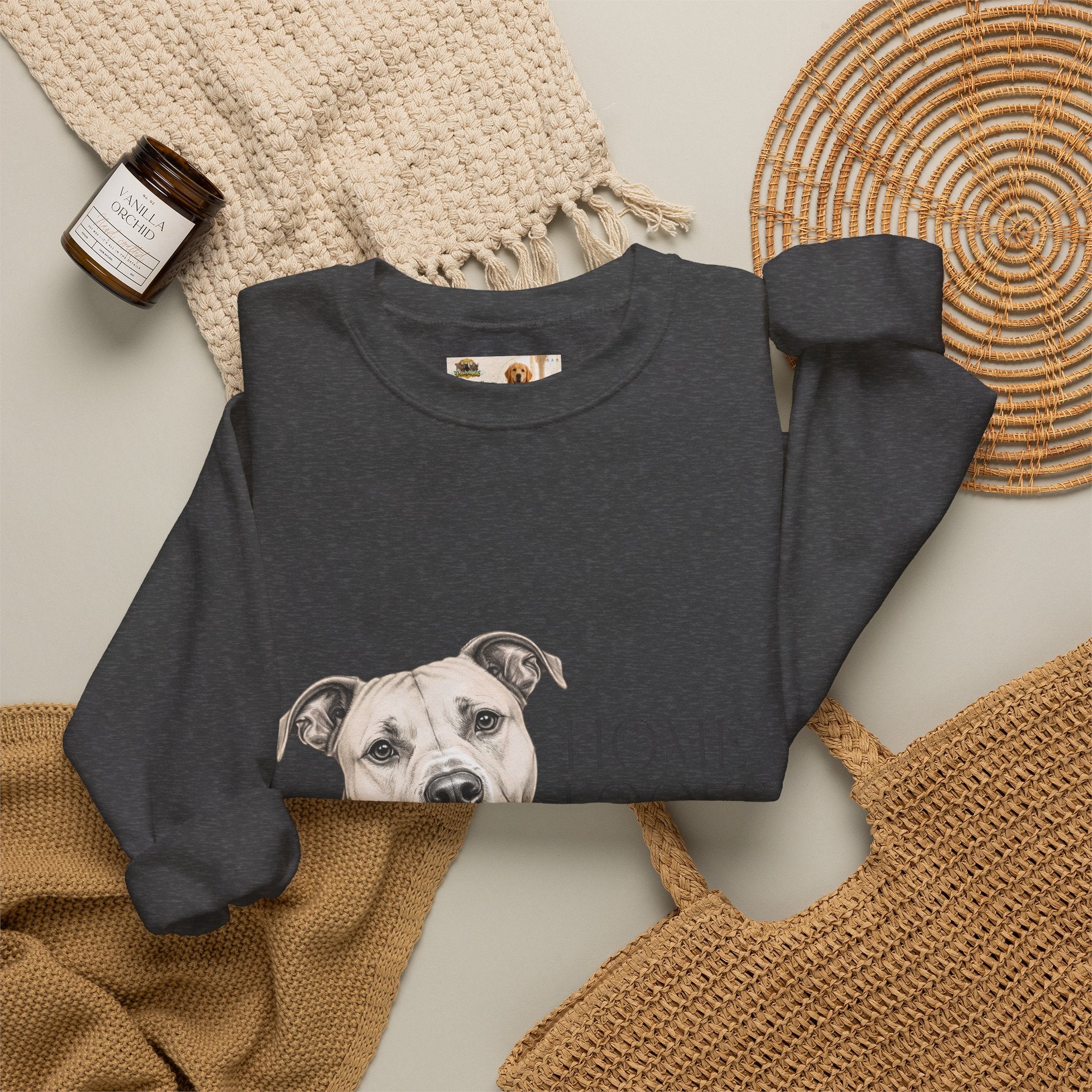 HOME LOOKS GOOD | Gildan 18000 Heavy Blend™ Crewneck Sweatshirt